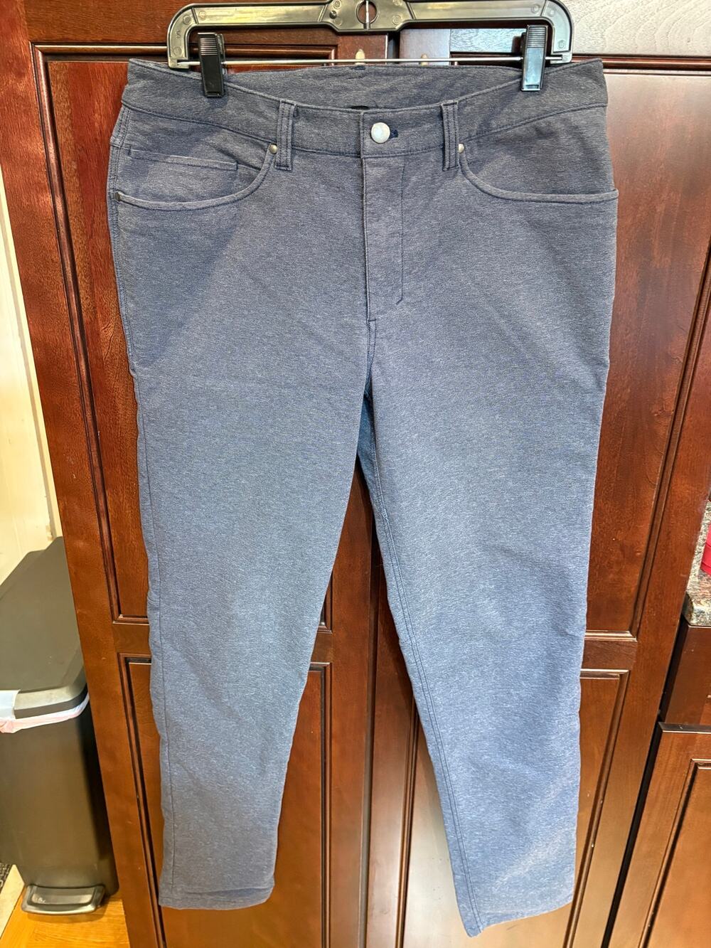Lululemon Men's Blue ABC Pants Size 33 x 33 Stretch Flex 5 Pocket